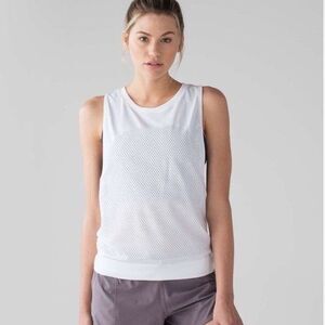Lululemon Size 6 Breeze By Muscle Tank Top White